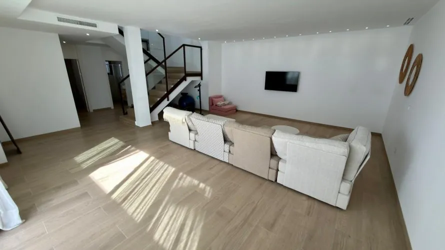 5 bedrooms villa for sale, Finestrat, Spain No. 1035 № 21