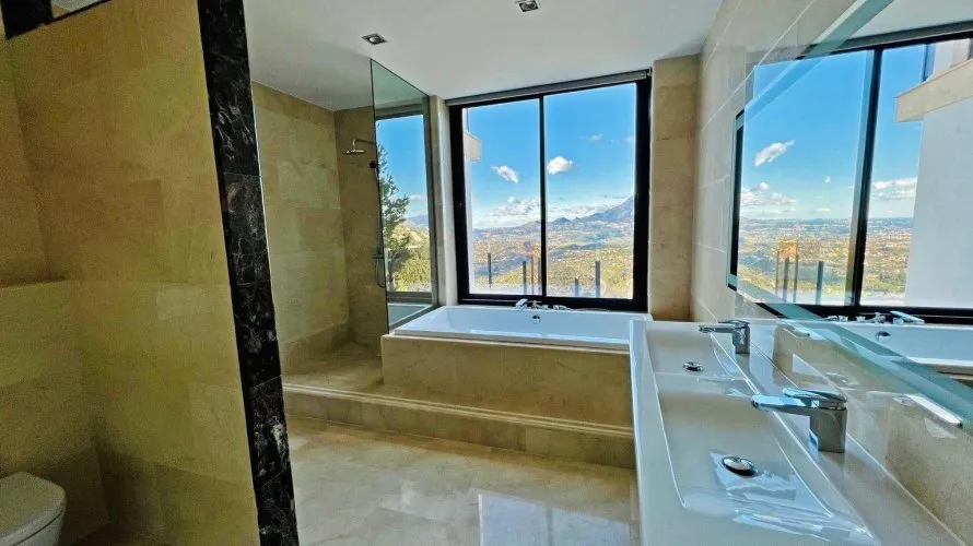 4 bedrooms villa for sale, Zona Altea Hills, Spain No. 1314 № 20