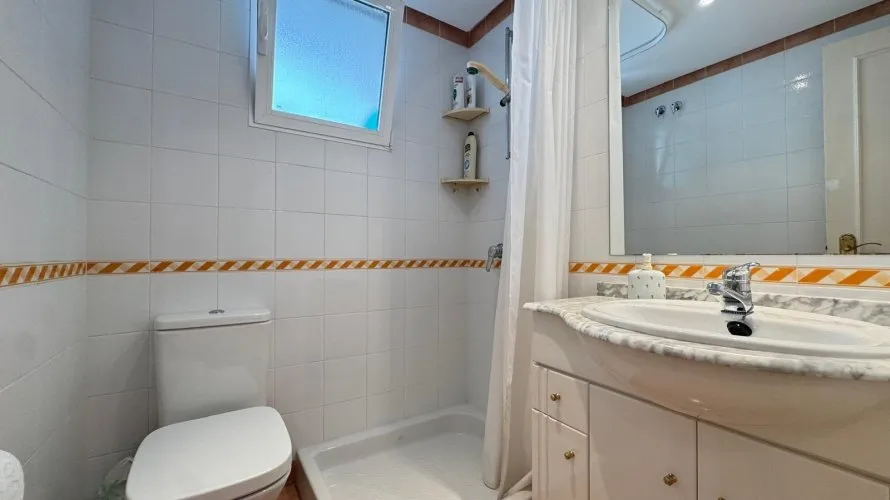 3 bedrooms apartment for sale, Torrevieja, Spain No. 1323 № 22