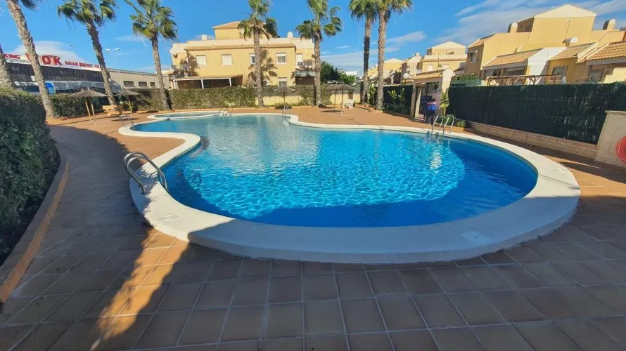 3 bedrooms house for sale, Rojales, Spain No. 971 № 25