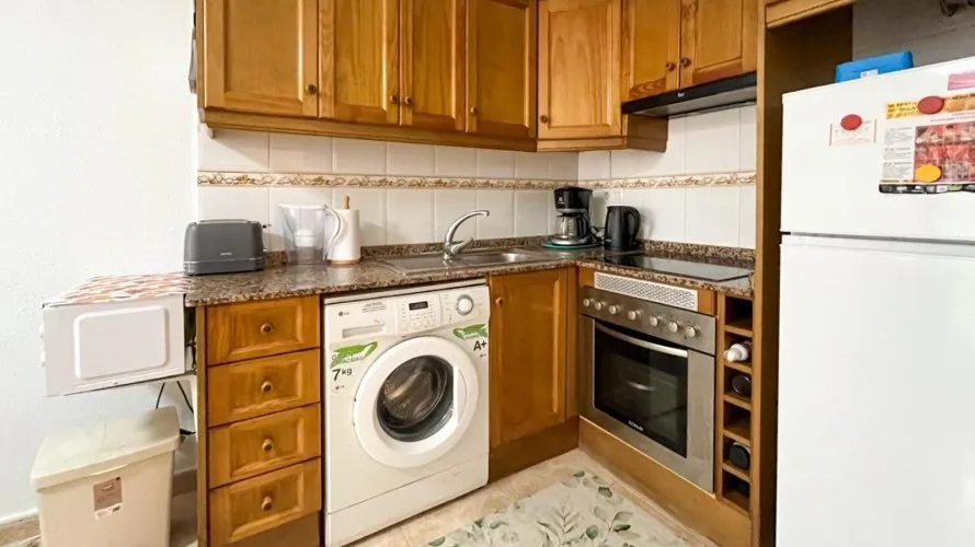 1 bedroom apartment for sale, Torrevieja, Spain No. 2235 № 20
