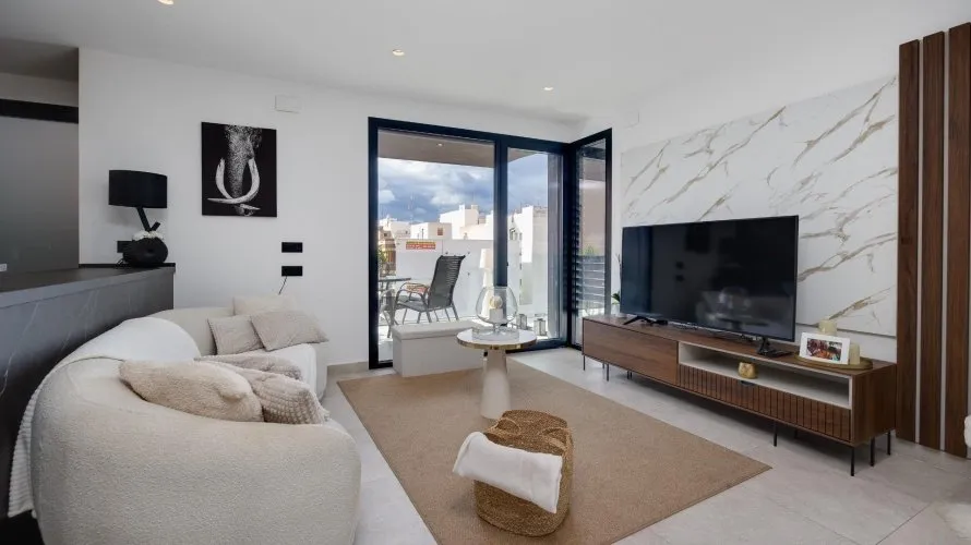 3 bedrooms apartment for sale, Torrevieja, Spain No. 1392