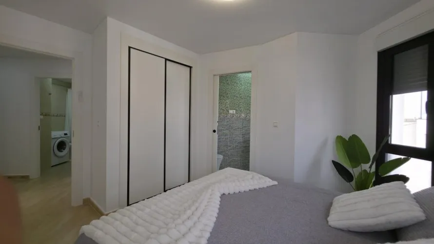 3 bedrooms apartment for sale, Torrevieja, Spain No. 2014 № 23