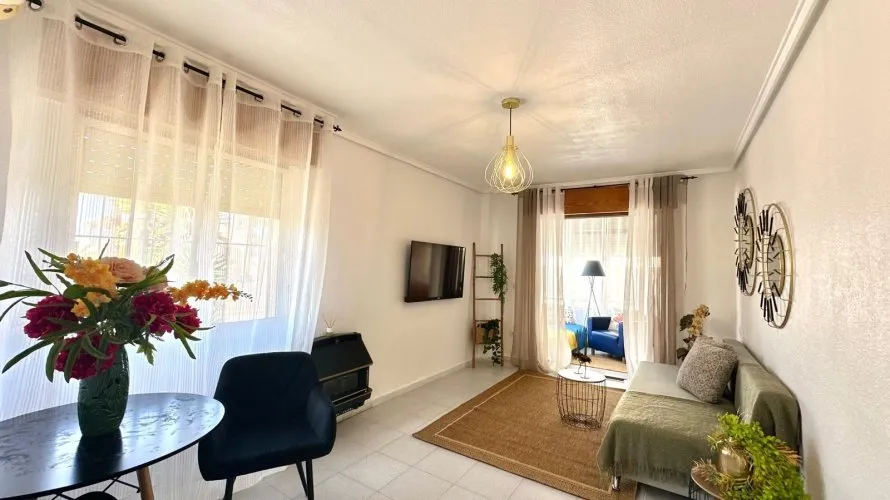 1 bedroom apartment for sale, Torrevieja, Spain No. 2161 № 11