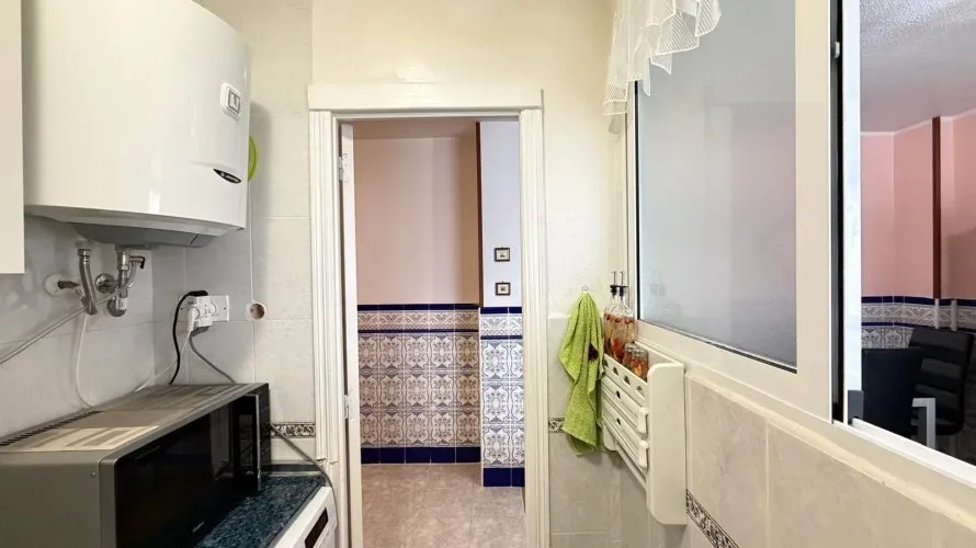 1 bedroom apartment for sale, Torrevieja, Spain No. 2081 № 3