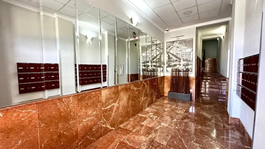 4 bedrooms apartment for sale, Alicante, Spain No. 1943 № 2