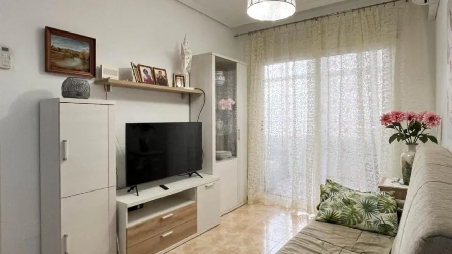 1 bedroom apartment for sale, Torrevieja, Spain No. 2235 № 17