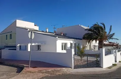 3 bedrooms apartment for sale, Rojales, Spain No. 981