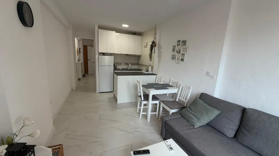 1 bedroom apartment for sale, Torrevieja, Spain No. 2133 № 13