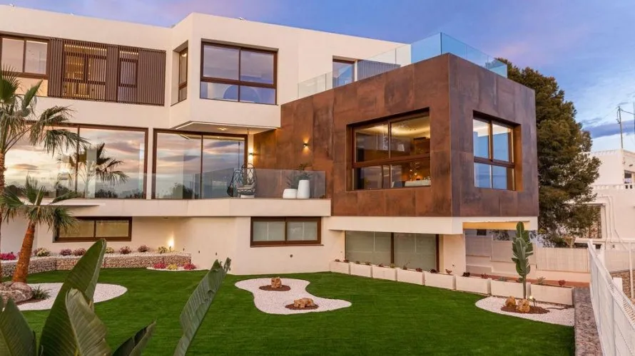 4 bedrooms villa for sale, Benidorm, Spain No. 2016 № 10