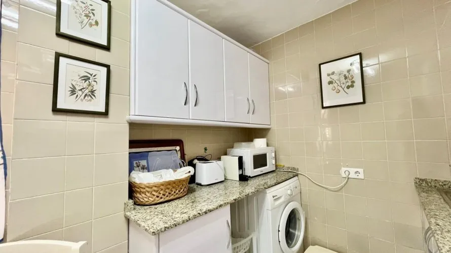 3 bedrooms apartment for sale, Torrevieja, Spain No. 994 № 22