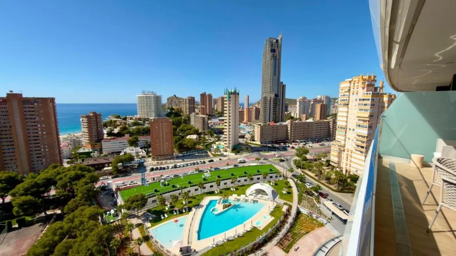 3 bedrooms apartment for sale, Benidorm, Spain No. 1142 № 19
