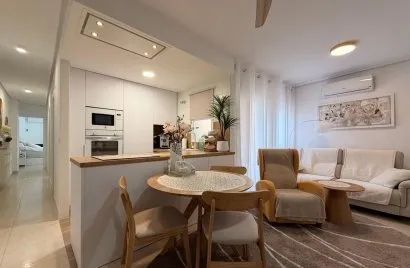 3 bedrooms apartment for sale, Torrevieja, Spain No. 2165