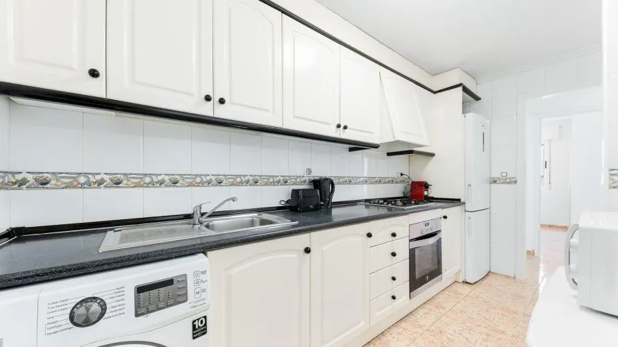 3 bedrooms apartment for sale, Torrevieja, Spain No. 2177 № 13