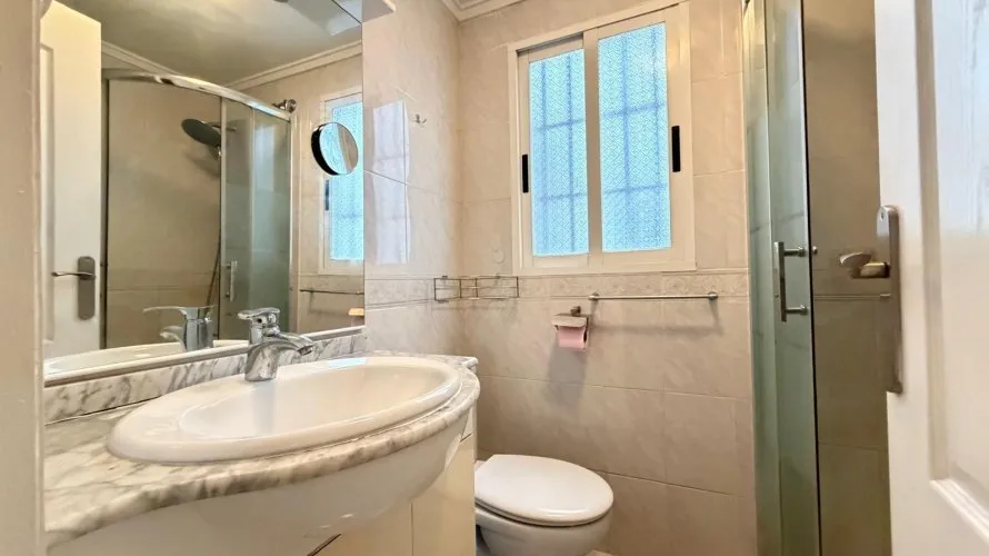 1 bedroom apartment for sale, Torrevieja, Spain No. 2081 № 20