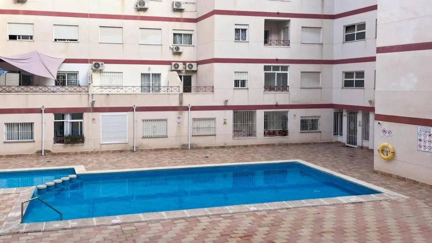 1 bedroom apartment for sale, Torrevieja, Spain No. 2235 № 2