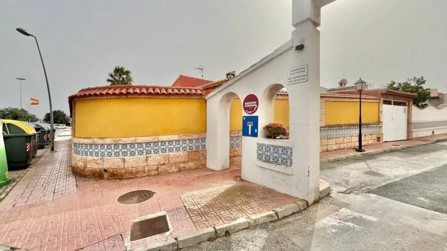 2 bedrooms apartment for sale, Torrevieja, Spain No. 1056 № 27