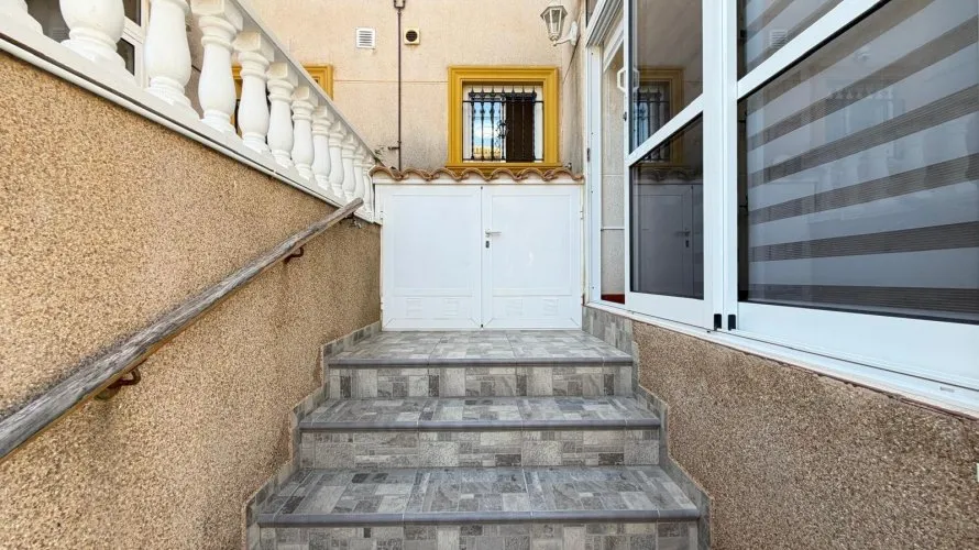 2 bedrooms house for sale, Campoamor, Spain No. 980 № 10