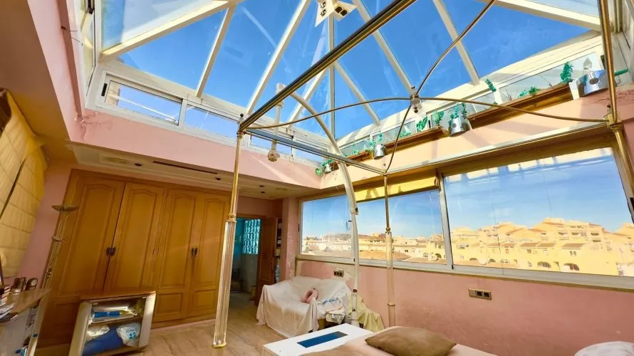 2 bedrooms penthouse for sale, Torrevieja, Spain No. 964 № 20