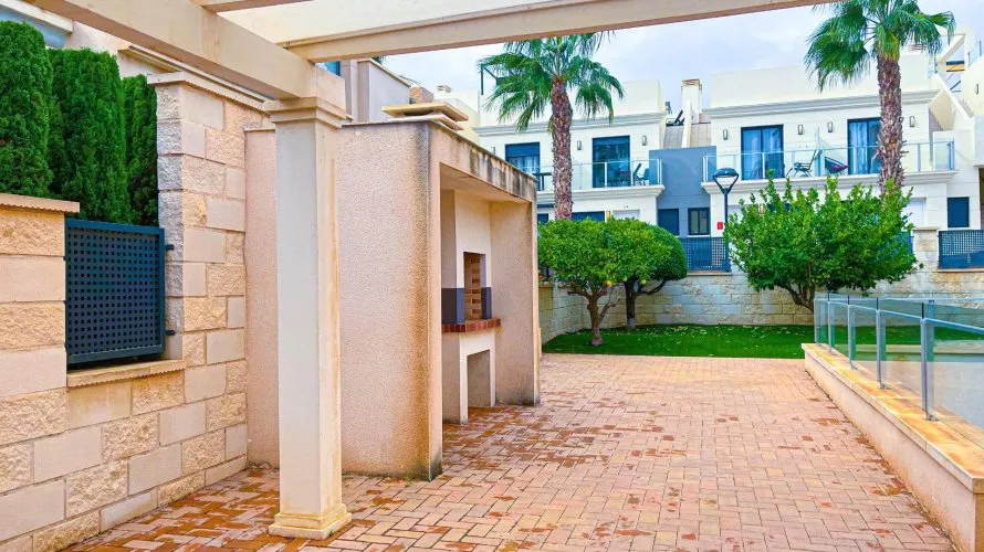5 bedrooms villa for sale, La Zenia, Spain No. 1270 № 13