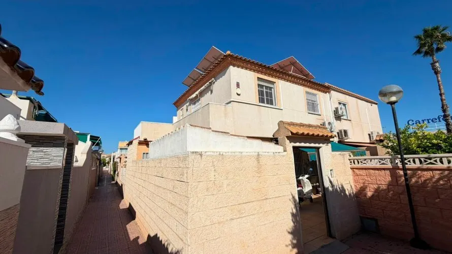 3 bedrooms house for sale, Torrevieja, Spain No. 1993 № 27