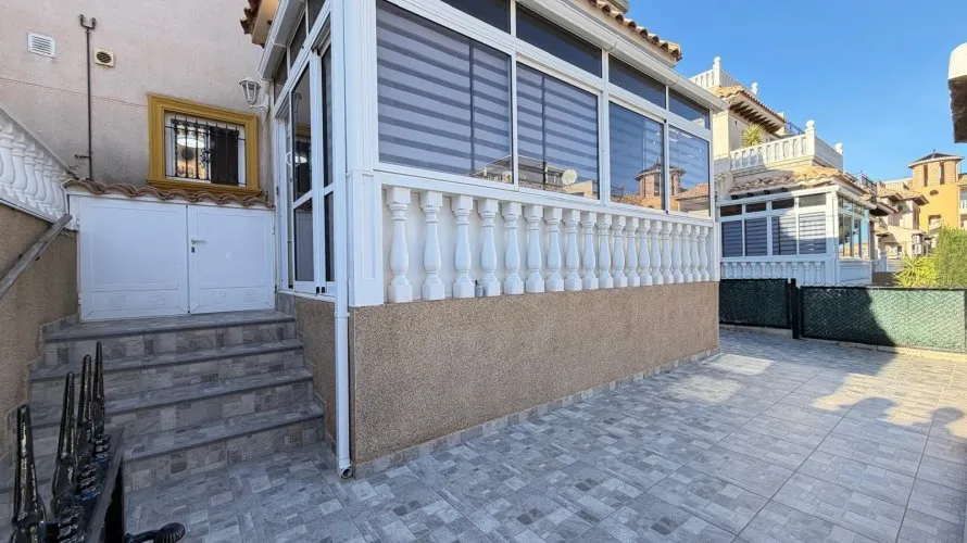 2 bedrooms house for sale, Campoamor, Spain No. 980 № 2