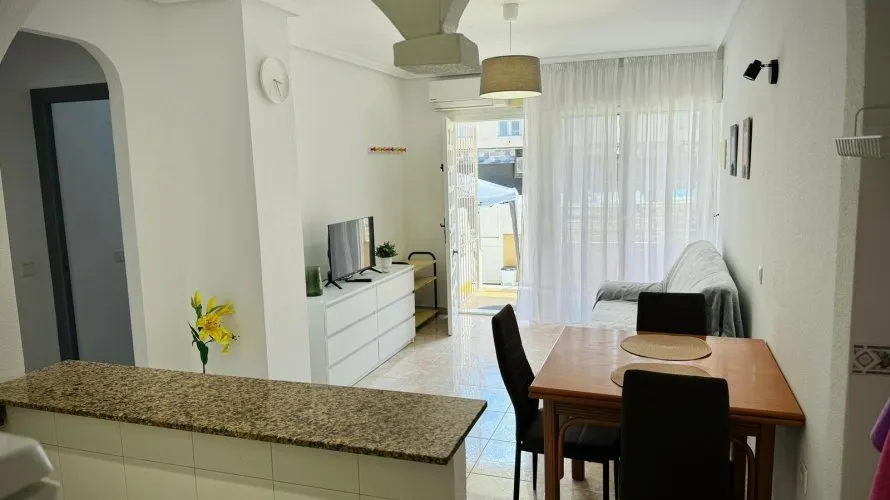 1 bedroom apartment for sale, Torrevieja, Spain No. 2243 № 10