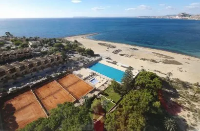 3 bedrooms apartment for sale, Cabo De Las Huertas, Spain No. 1221