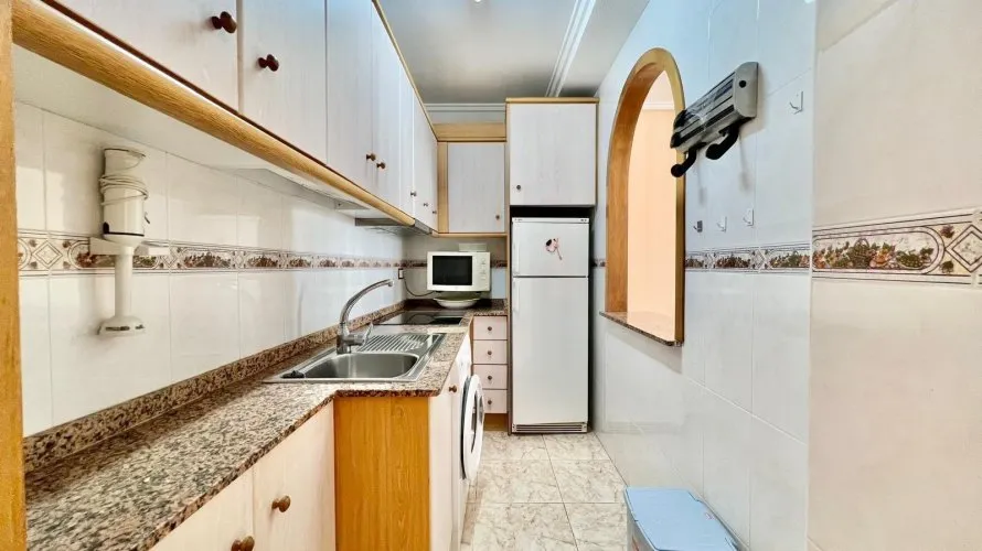 2 bedrooms apartment for sale, Torrevieja, Spain No. 2173 № 1