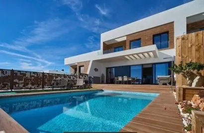 3 bedrooms house for sale, Finestrat, Spain No. 1259