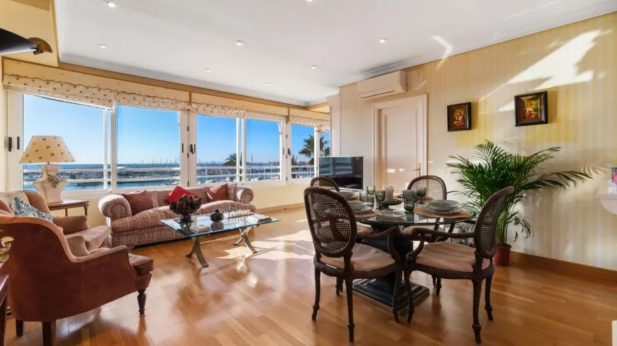 128m² apartment for sale, Torrevieja, Spain No. 982 № 18