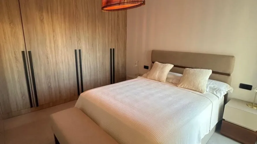 4 bedrooms villa for sale, Algorfa, Spain No. 978 № 10