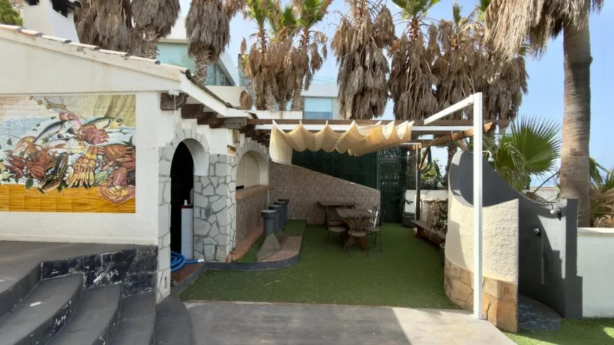 7 bedrooms villa for sale, Benidorm, Spain No. 2012 № 12