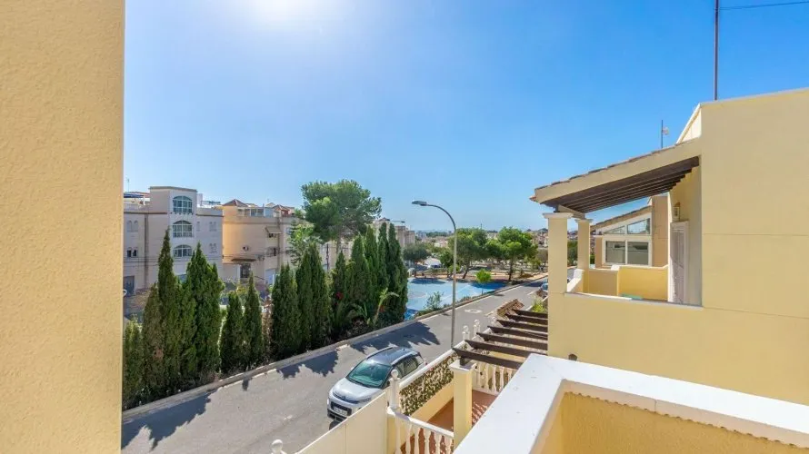 105m² house for sale, Campoamor, Spain No. 957 № 3