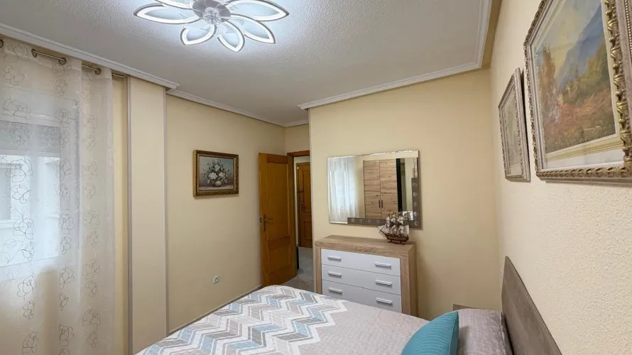 3 bedrooms apartment for sale, Torrevieja, Spain No. 996 № 11
