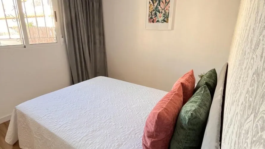 2 bedrooms penthouse for sale, La Florida, Spain No. 1372 № 18