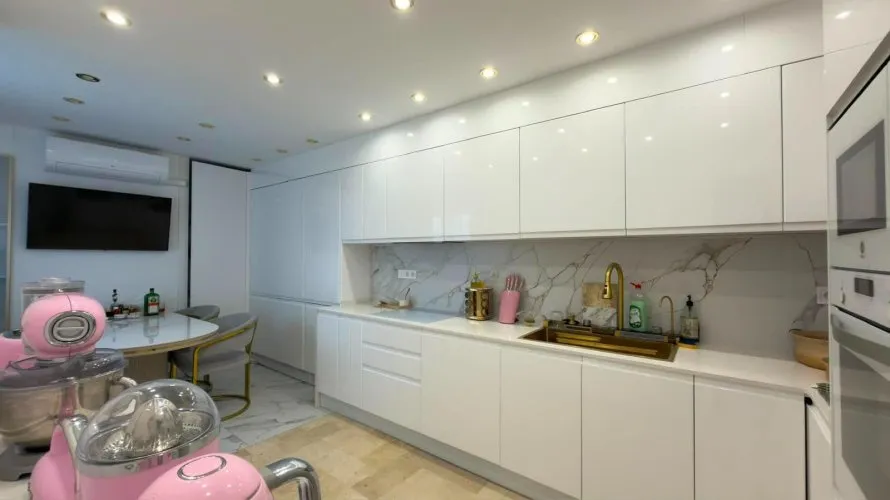 5 bedrooms house for sale, San Juan, Spain No. 1343 № 7