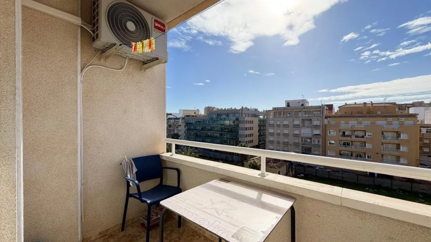 2 bedrooms apartment for sale, Torrevieja, Spain No. 2120 № 3