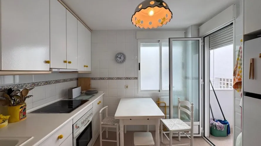 3 bedrooms apartment for sale, Torrevieja, Spain No. 1323 № 26