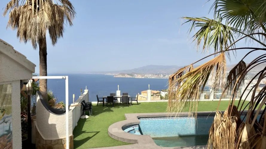 7 bedrooms villa for sale, Benidorm, Spain No. 2012 № 21