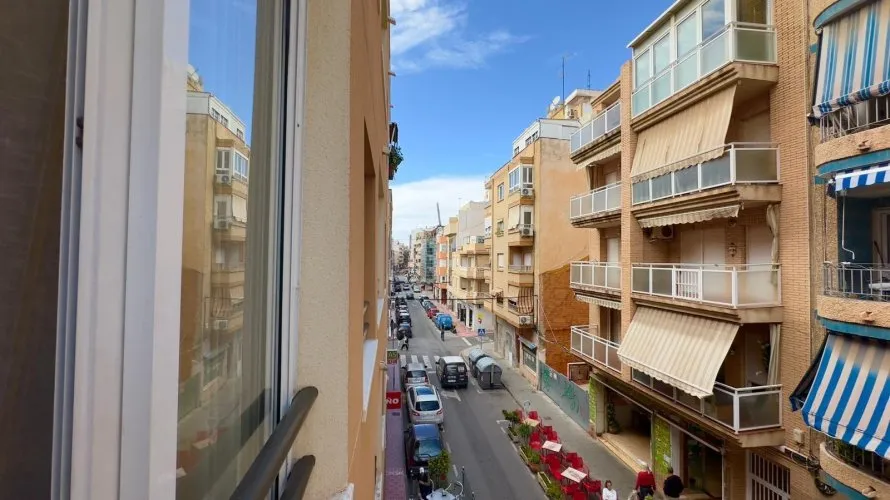 2 bedrooms apartment for sale, Torrevieja, Spain No. 2121 № 6