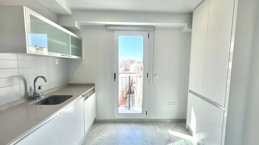 2 bedrooms penthouse for sale, Valencia, Spain No. 1277 № 4
