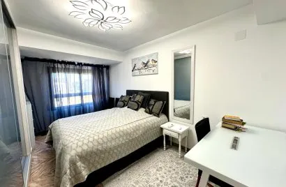 4 bedrooms apartment for sale, Alicante, Spain No. 1943
