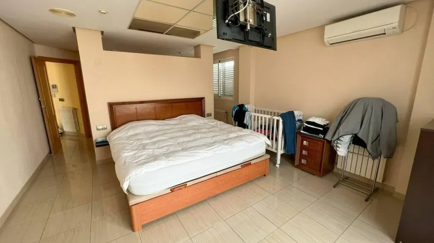 4 bedrooms apartment for sale, Manises, Spain No. 1312 № 14