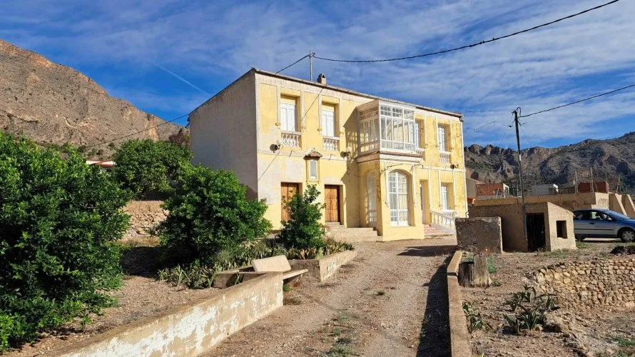 7 bedrooms villa for sale, Orihuela, Spain No. 1229 № 9