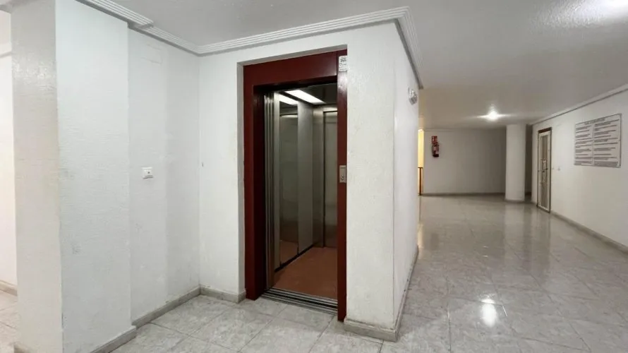 1 bedroom apartment for sale, Torrevieja, Spain No. 2235 № 5