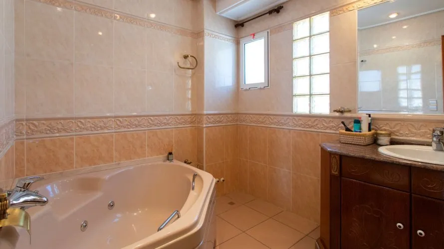 180m² villa for sale, Torrevieja, Spain No. 1950 № 8