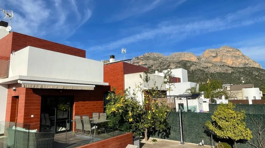 3 bedrooms villa for sale, La Alberca, Spain No. 991 № 1