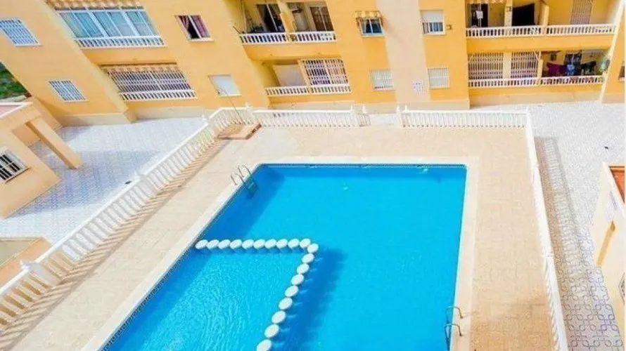 2 bedrooms apartment for sale, Torrevieja, Spain No. 2236