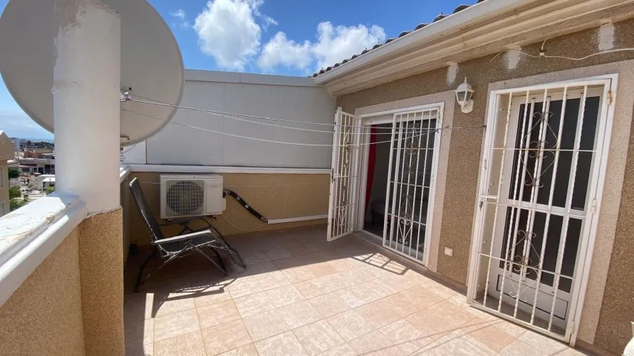 3 bedrooms house for sale, Torrevieja, Spain No. 1135